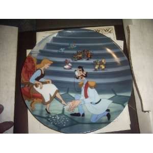  Walt Disney Collector Plate Cinderella If the Shoe Fits 