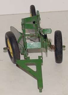 VINTAGE JOHN DEERE FARM 2 BOTTOM PLOW TOY ESKA TRU SCALE NICE ONE 